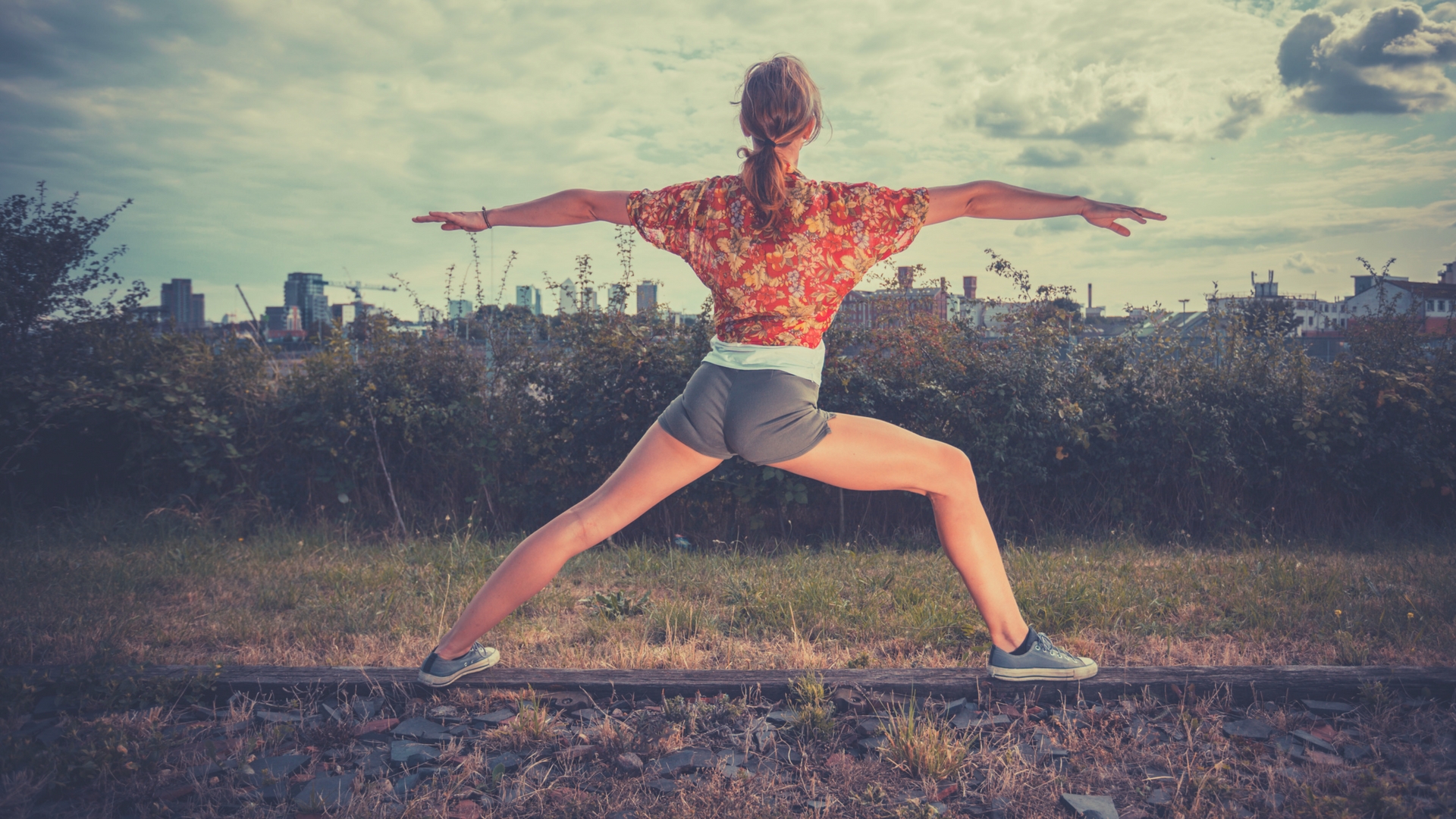 Beginner Vinyasa Yoga Flow With Helen